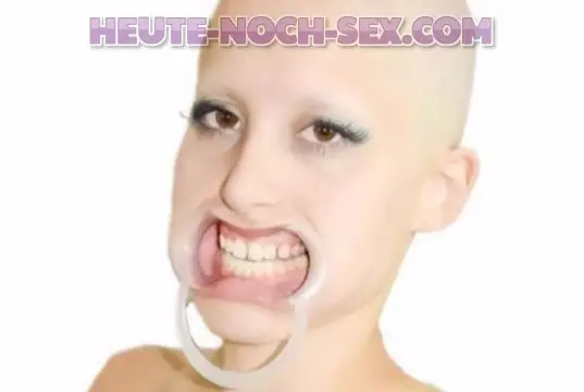 Bizarre Lust: Ich stehe auf Schmerz und extreme Perversionen befriedigst du heute noch meine bizarre Lust mit Schmerz?