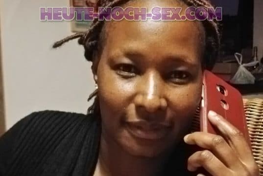 Black Muschi sucht einen Liebhaber aus dem Saarland Black Muschi braucht einen Schwanz.