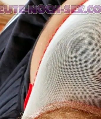 ich bin so feucht im Schritt, bitte ficke mich.