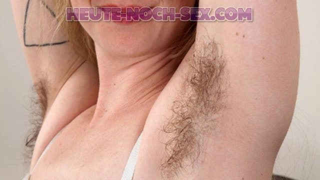 Vernachlässigte Hausfrau sucht Mann für Fick Date in Bonn.